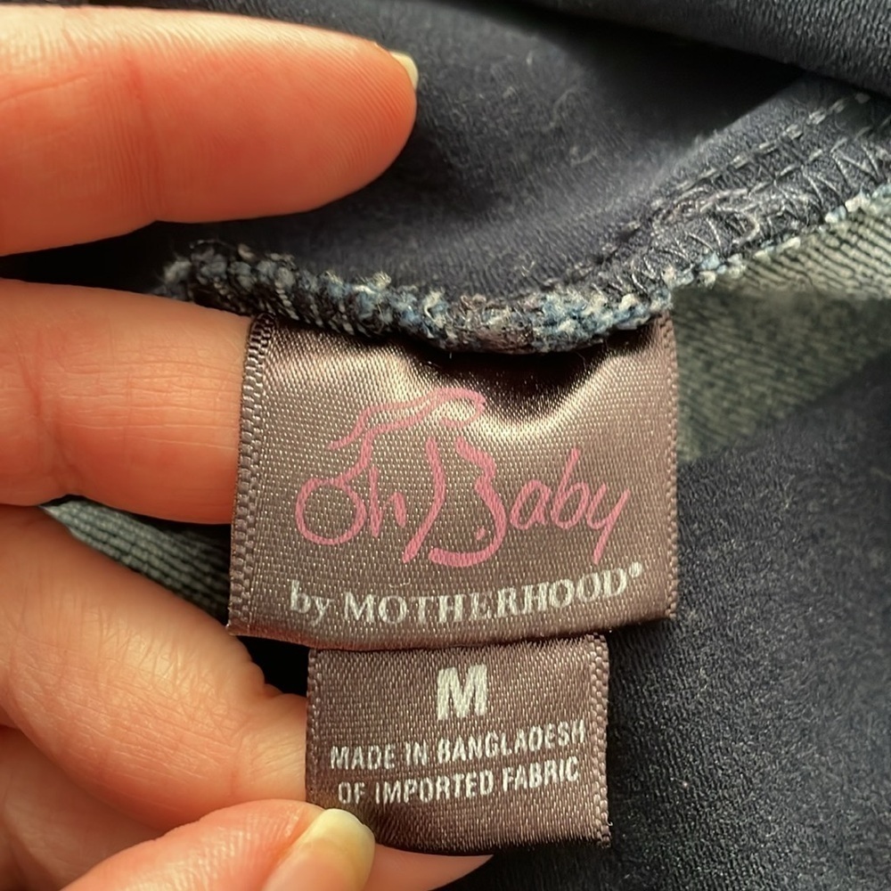 Oh Baby By Motherhood Maternity Pregnancy Jean Capris With Belly Band | Medium - Picture 10 of 11